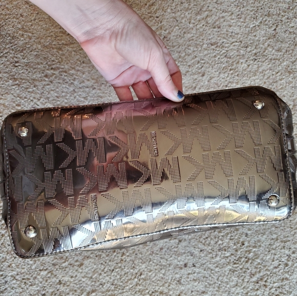 Michael Kors Purse - Picture 7 of 8